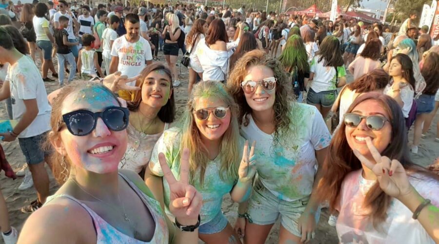 Are you ready for a crazy party?- Colorist Holifest Alanya